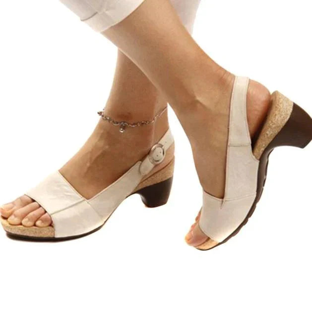 Comfortabele sandalen met lage hak dames beige